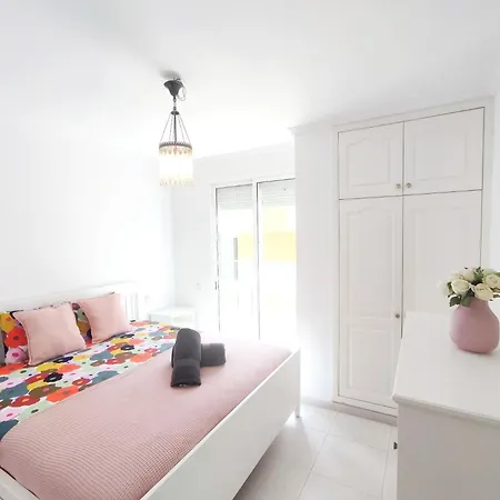 Pura Vida Beachfront Apartment